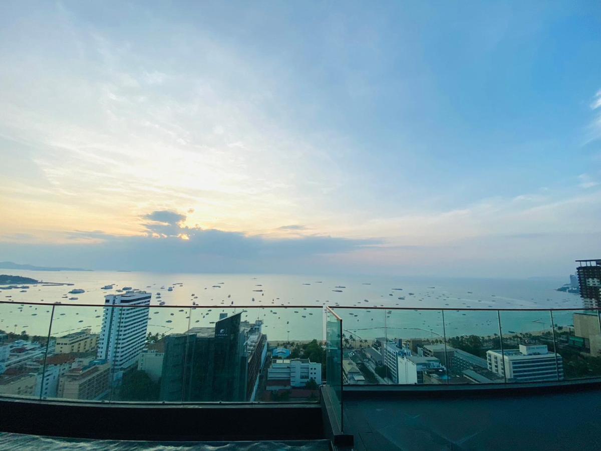 Edge Central Pattaya Vip Condo Kültér fotó